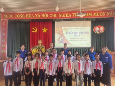 Lễ kết nạp Đội viên mới lần thứ I năm học 2025 - 2026