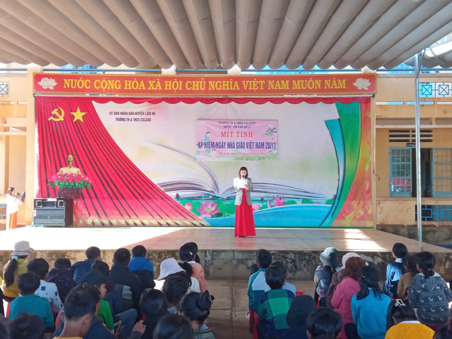 z6045519837576 e9bfd93a98907c345441a43fb05eb78f