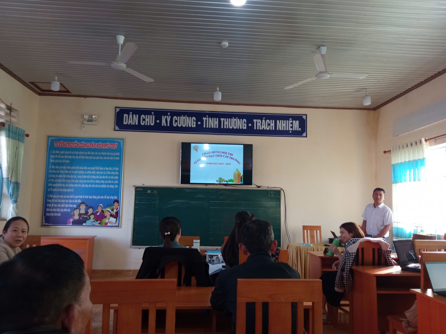 z6045615692967 34a233d826f186279c4e310898c207c6