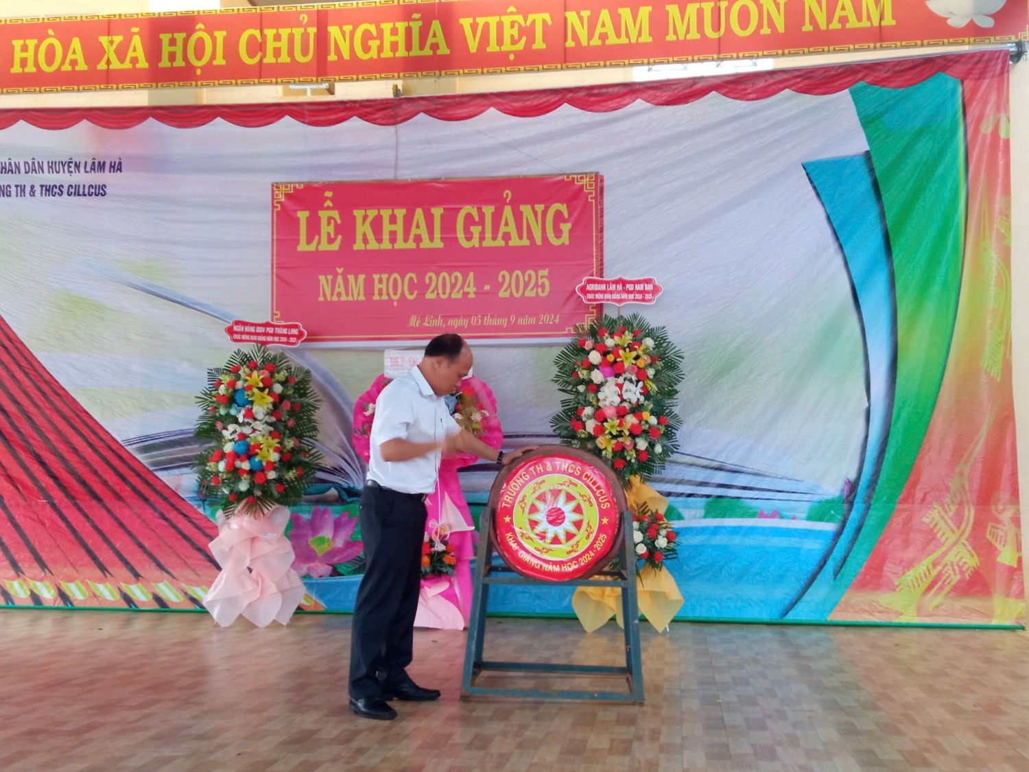 ẢNH KHAI GIẢNG NĂM HỌC 2024 - 2025