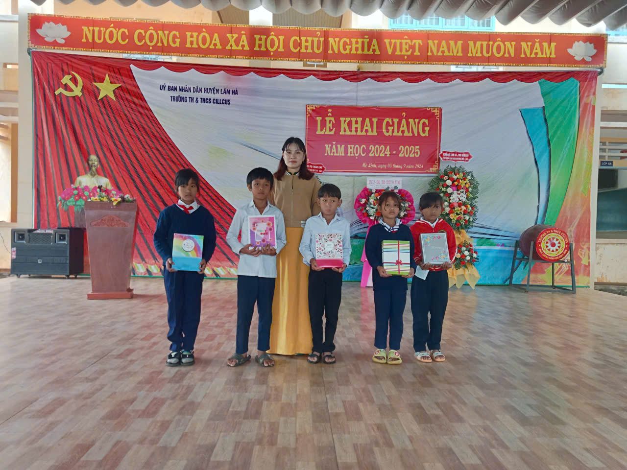 ẢNH KHAI GIẢNG NĂM HỌC 2024 - 2025