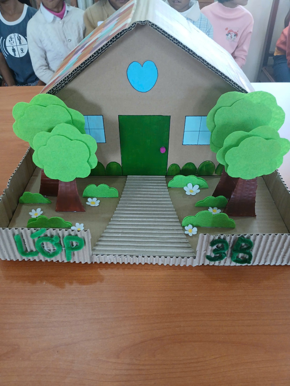 HÌNH ẢNH NGÀY HỘI STEM CẤP TRƯỜNG LẦN THỨ I NĂM HỌC 2024 - 2025