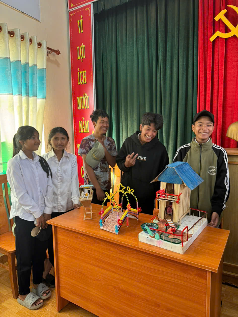 HÌNH ẢNH NGÀY HỘI STEM CẤP TRƯỜNG LẦN THỨ I NĂM HỌC 2024 - 2025